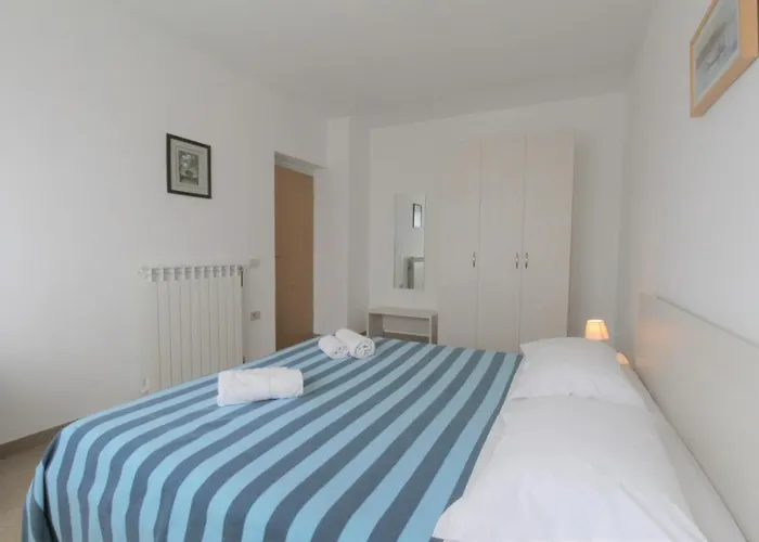 With Pool Albina 3 Apartman *