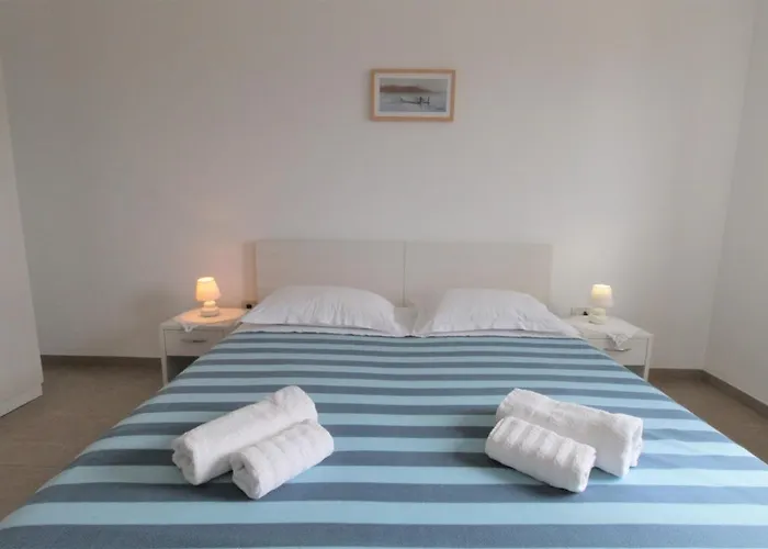 Apartmán With Pool Albina 3 *