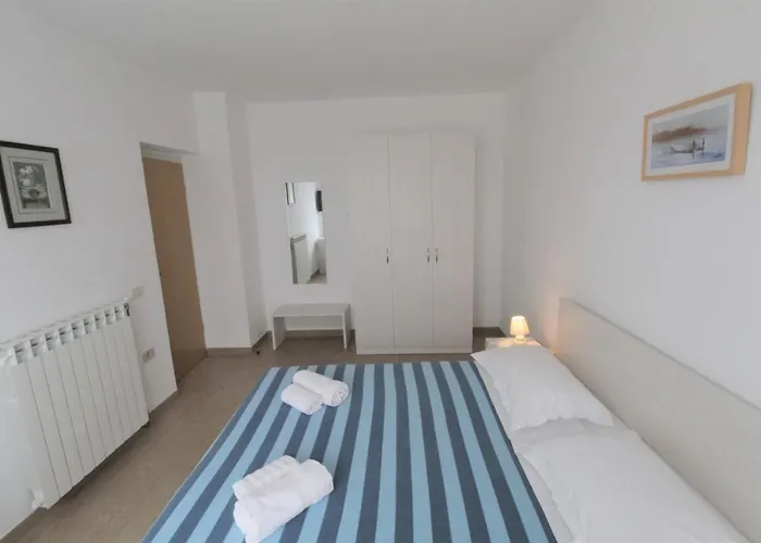 With Pool Albina 3 Apartmán *